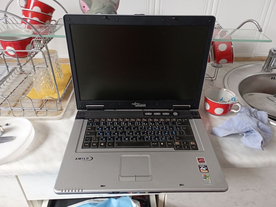 Разбор  Fujitsu Simens amilo a1650 ms2174
