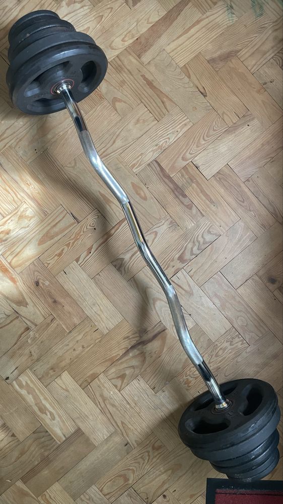 Barra de exercicios W com 34k de pesos.