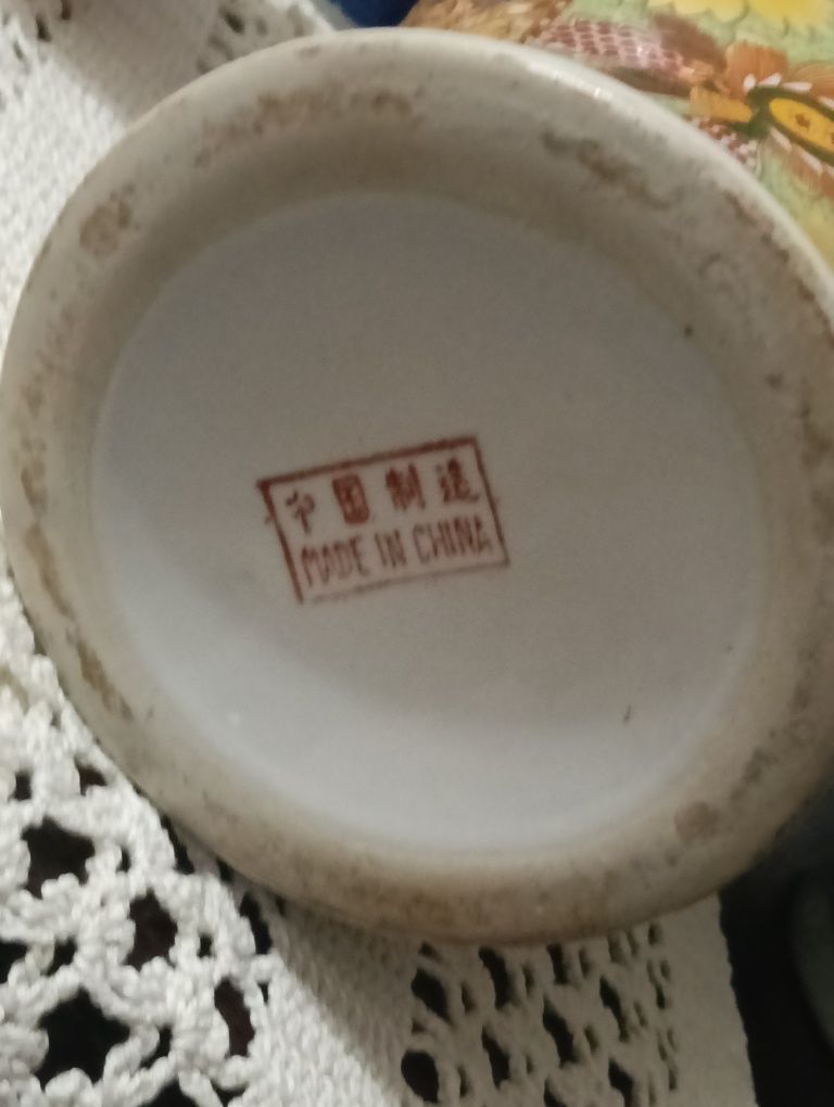Bela jarra ou outros de porcelana chinesa