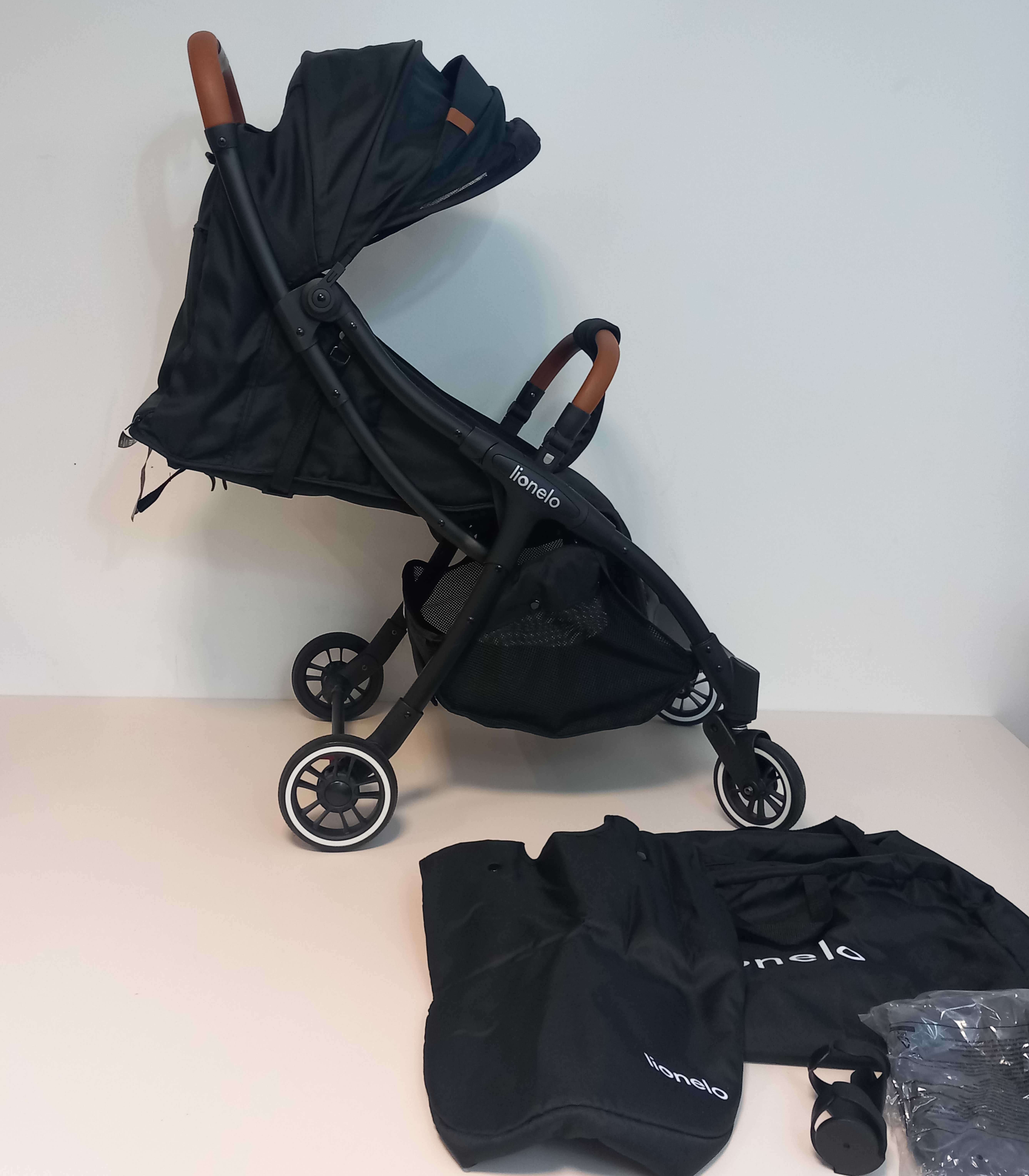Lionelo Julie One Black Wózek spacerowy spacerówka czarny B235 A