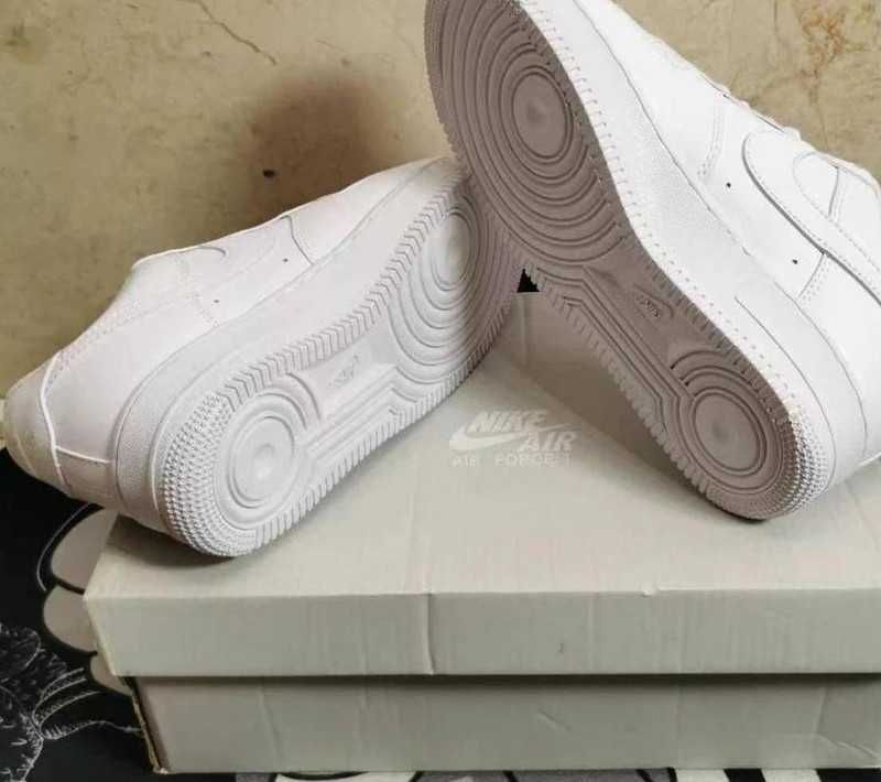 Buty męskie Air _Force 1 Low_Nike_White EU.38.5
