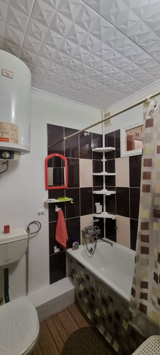 Оренда однокімнатної квартири на Шуменському . Перший поверх .