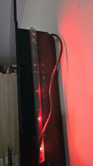 Kominek Dimplex z głośnikem