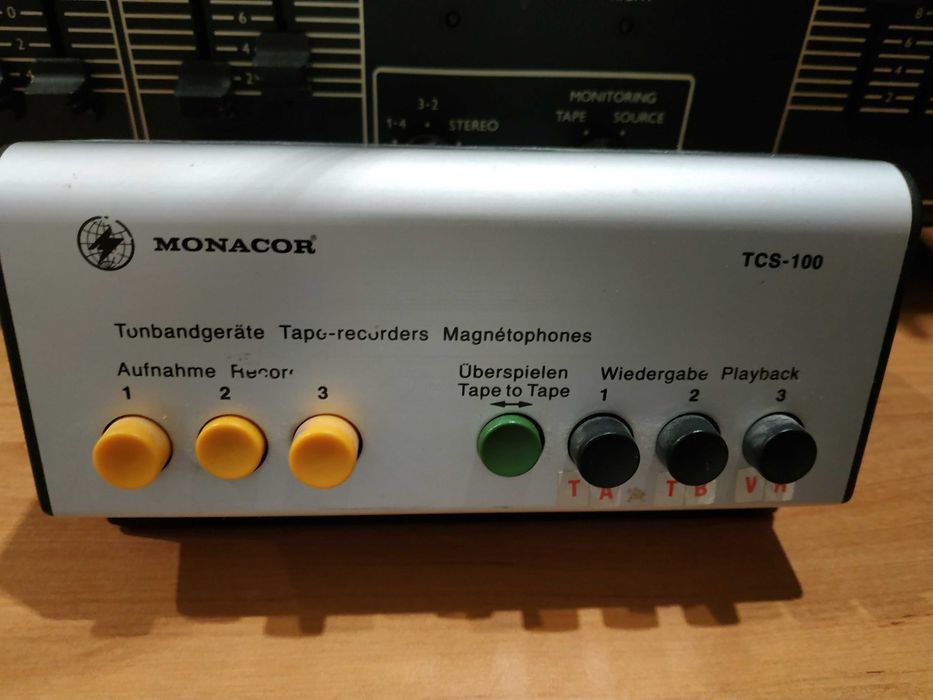 Przełącznik sygnałów DIN Monacor tcs-100 ,Tesla, Aria, Koncert Philips