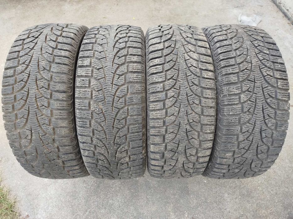 Opony zimowe 205/55 16 PIRELLI