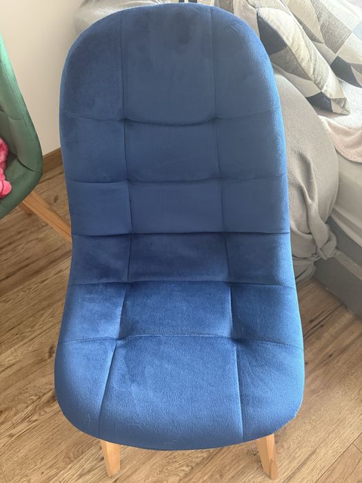 Krzesla salon nowe 4szt