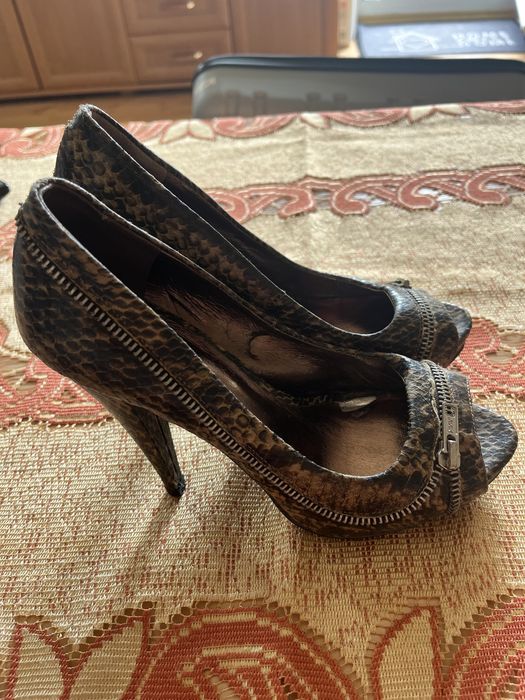 Buty Aldo wzór waż