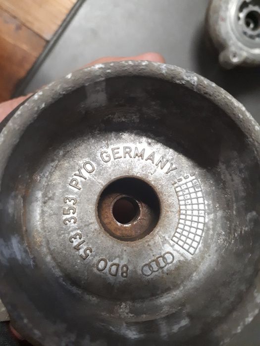 Audi a4 b5 lift mocowanie amortyzatora górne tył 99-01r