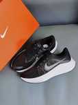Buty damskiemęskie_NikeWinflo8BlackWhite EU.38