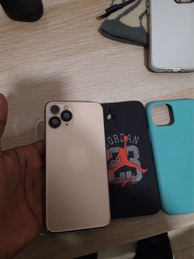 Iphone 11 Pro  seme novo