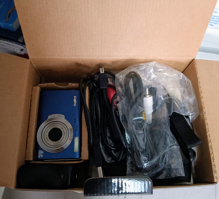 VPC-T700 SANYO máquina fotográfica