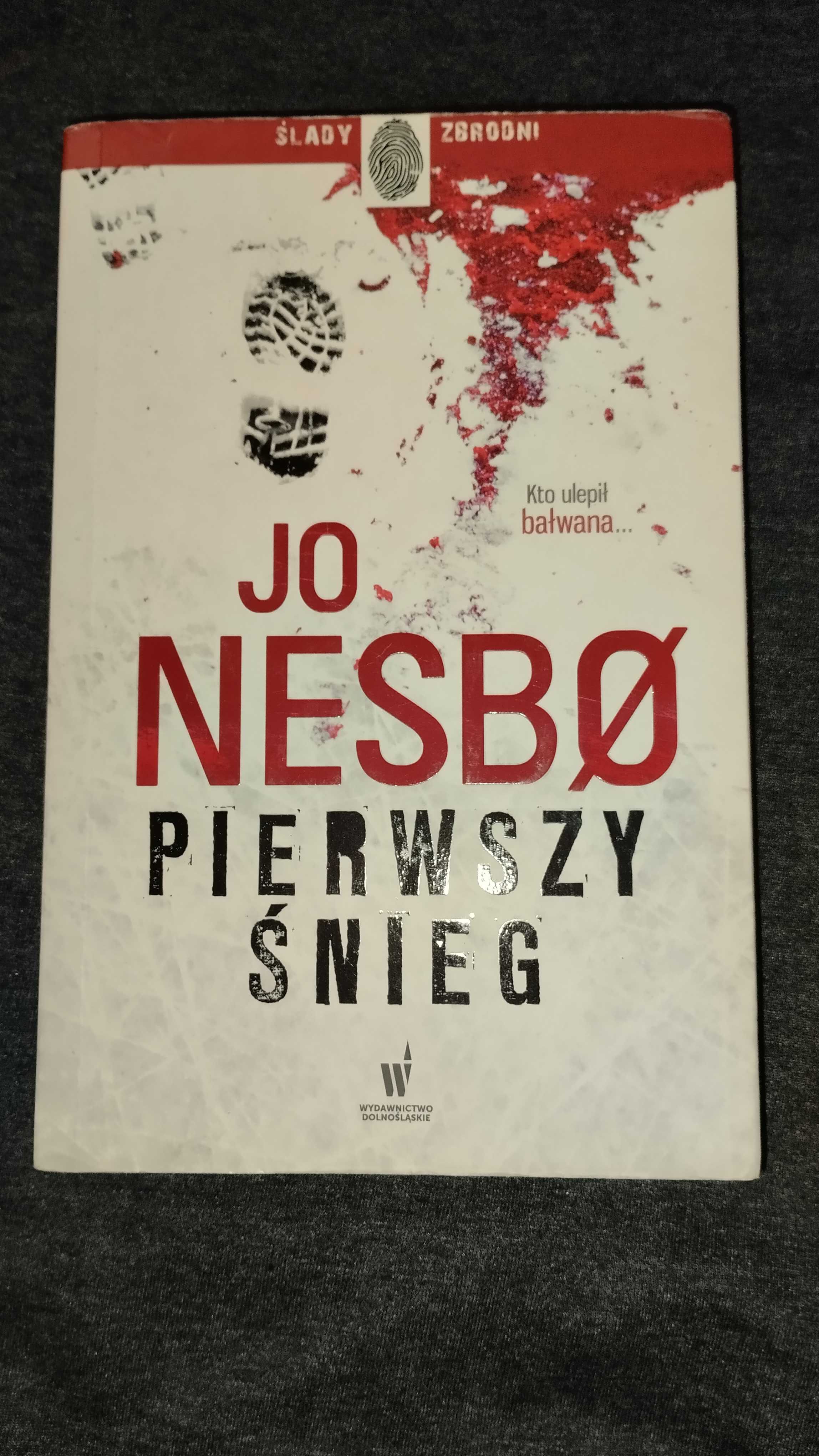 Jo Nesbo - "Pierwszy Śnieg"