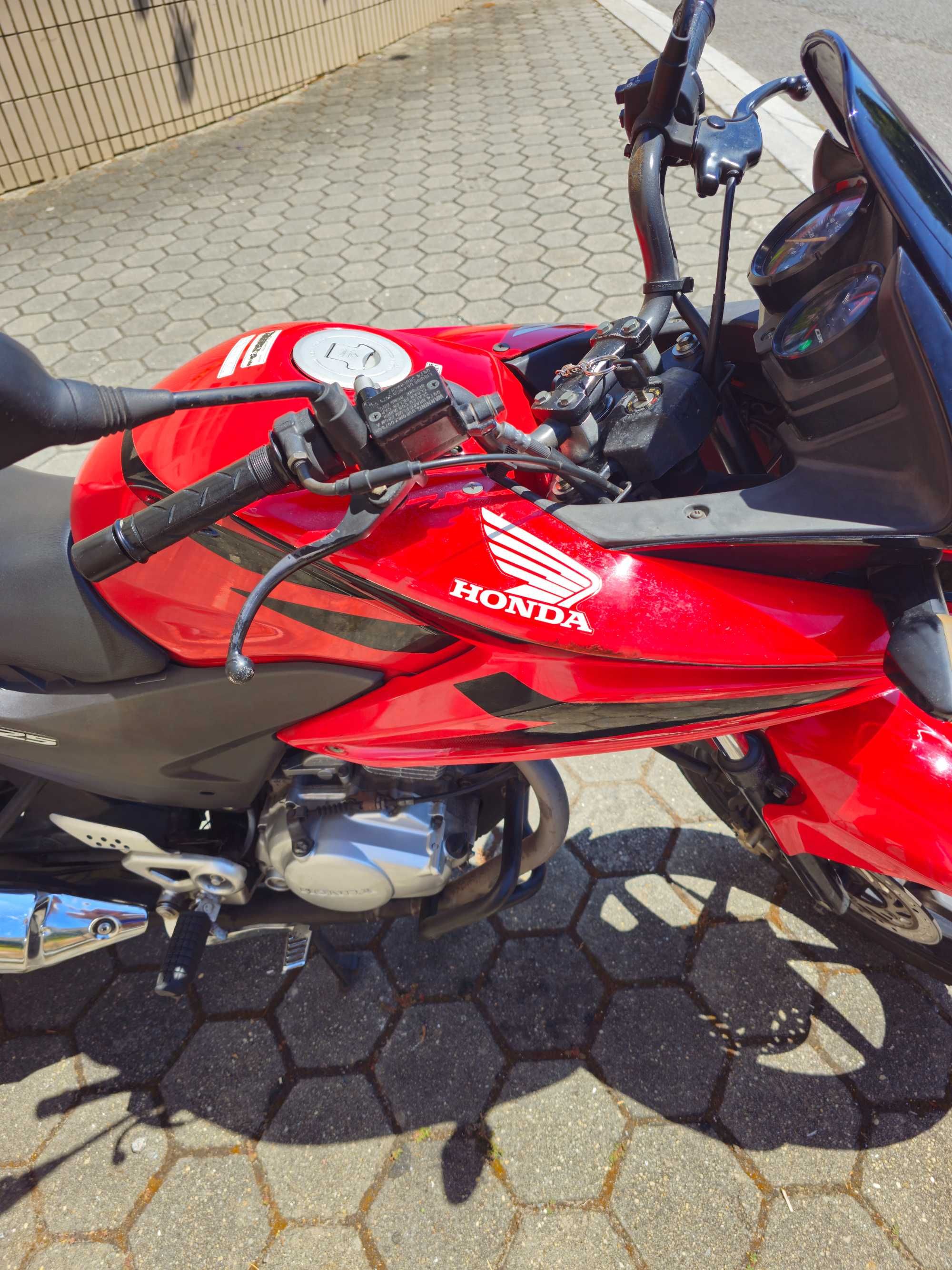Honda CBF125 usada