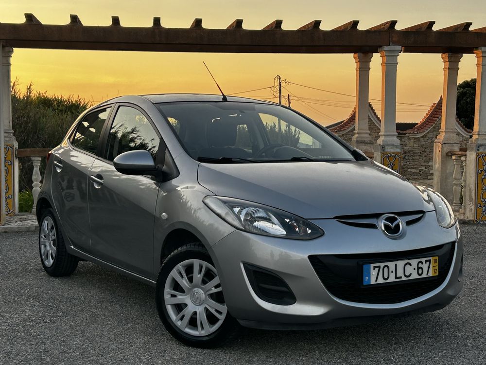 Mazda 2 1.3 (75cv)