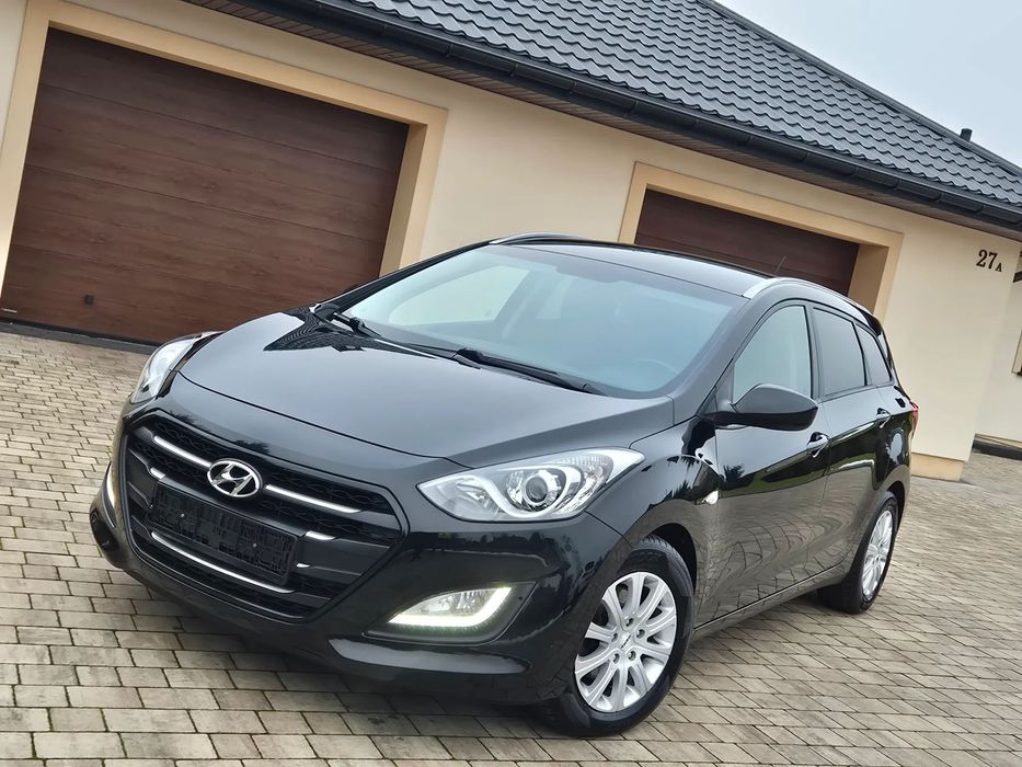 Hyundai I30 1.6 135KM LIFT Klima Navi Tablet Kamera Czujniki Grzana kier. Tempomat