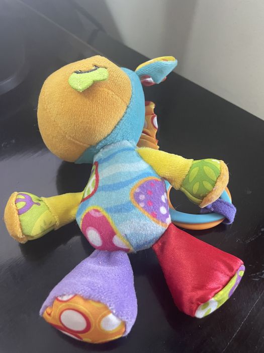 Girafa sensorial para bebé