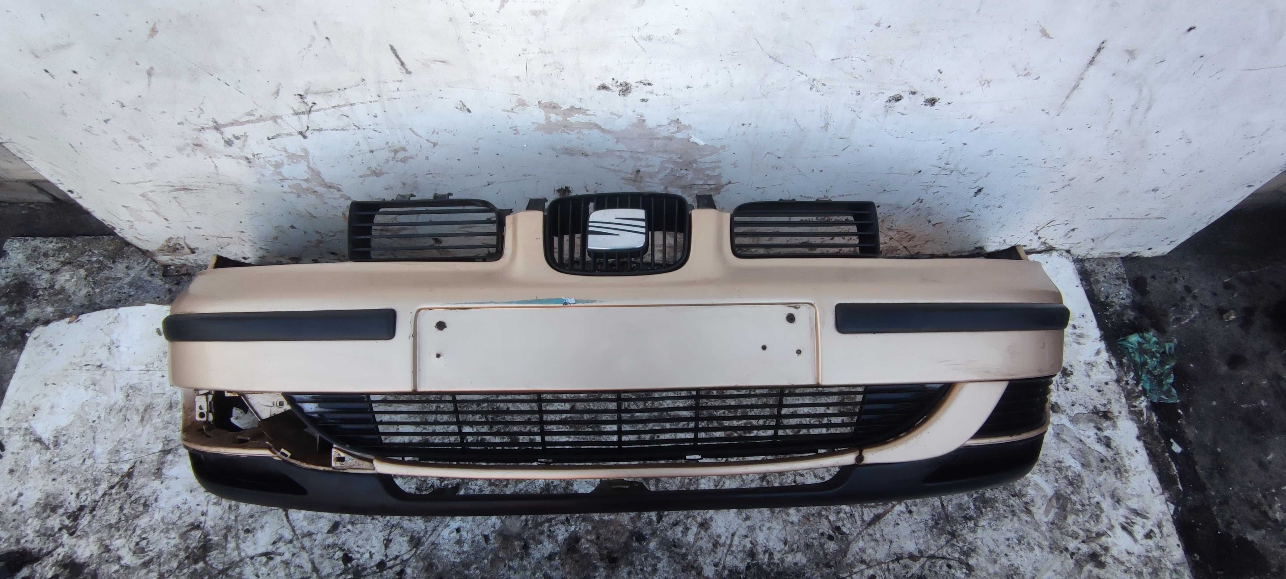 Seat Toledo II Leon I Zderzak Przód Przedni