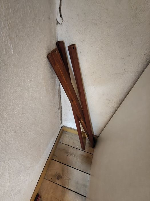 Cama solteiro, maciça , pinho mel, de corpo e meio