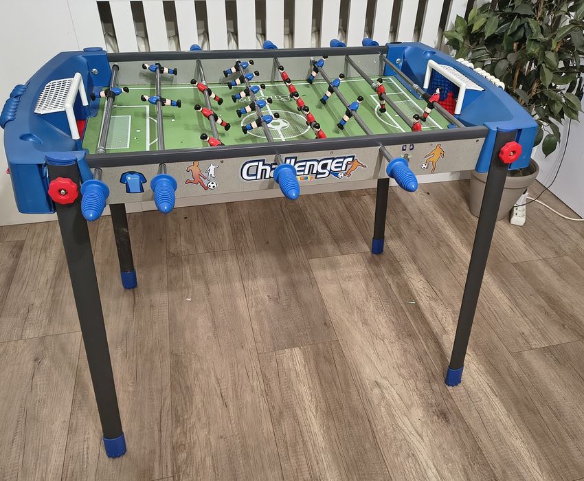 Piłkarzyki stan bardzo dobry