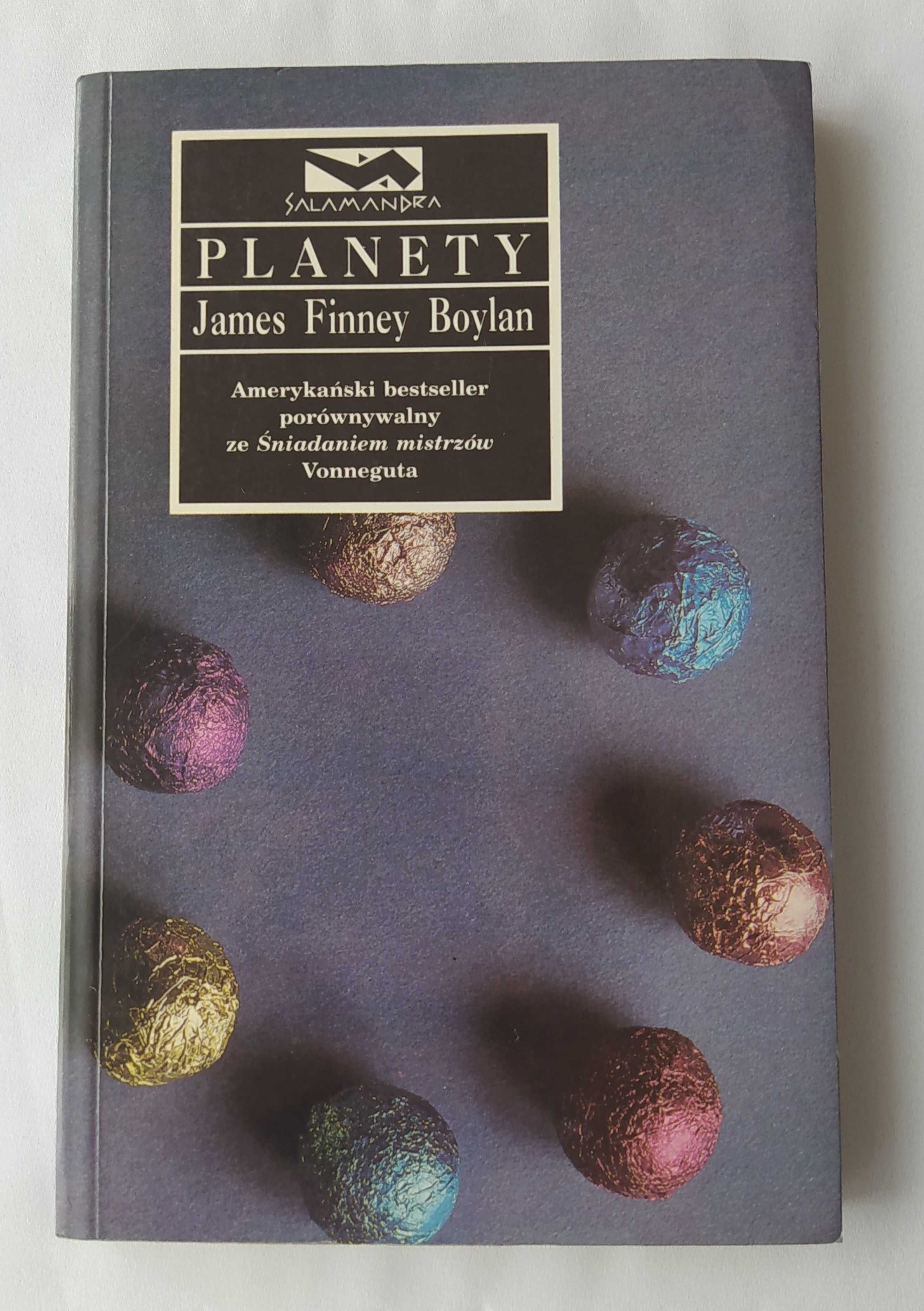 PLANETY – James Finney Boylan