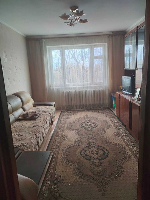 трикімнатна квартира