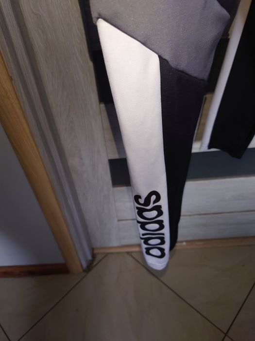Leginsy adidas rozmiar M