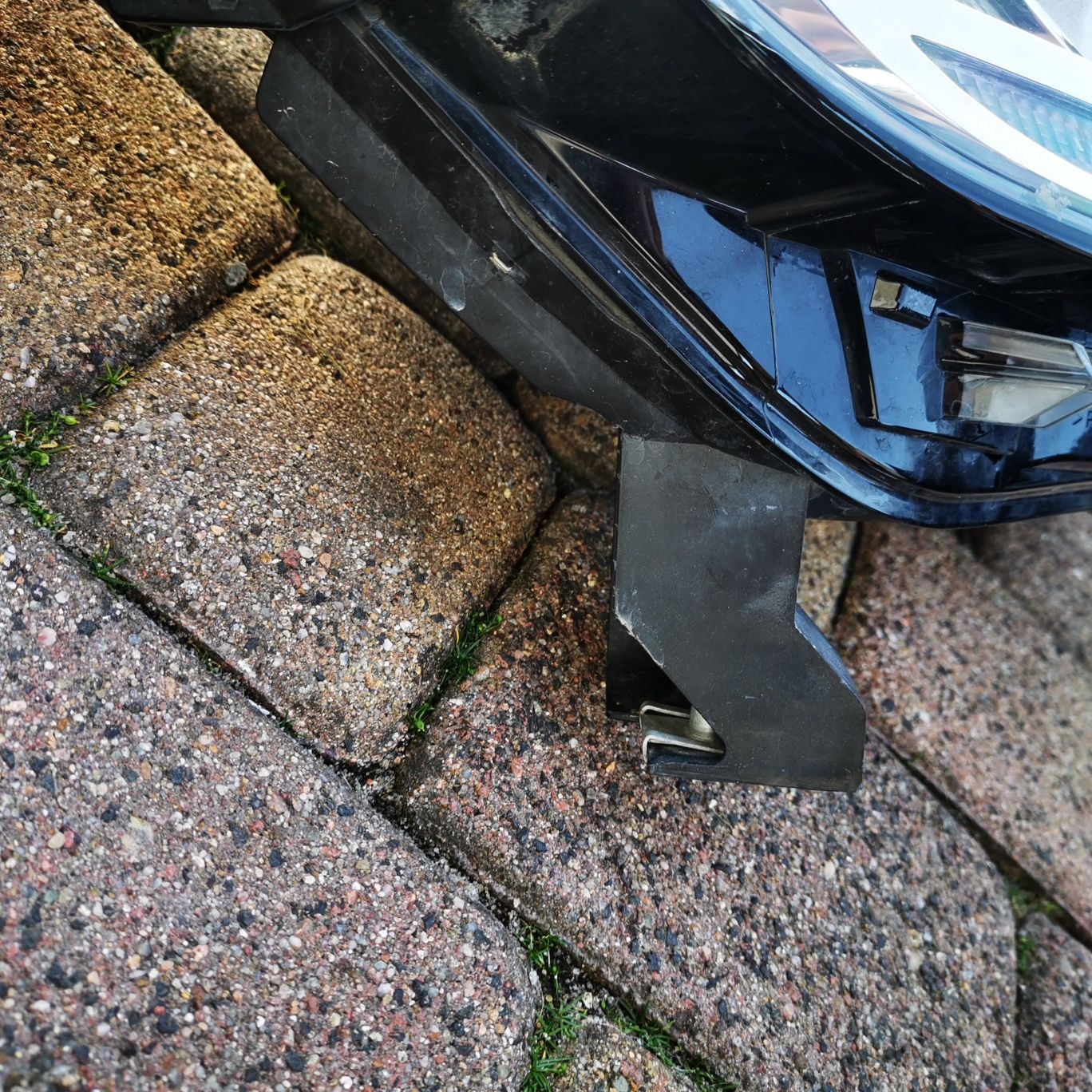 Lampa prawa przód Renault Scenic IV