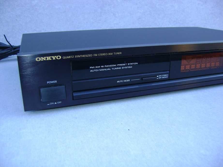 ładny sprawny TUNER ONKYO T-4420 JAPAN super stan