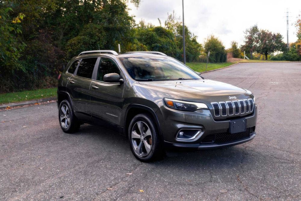 Jeep Cherokee Limited      2019
