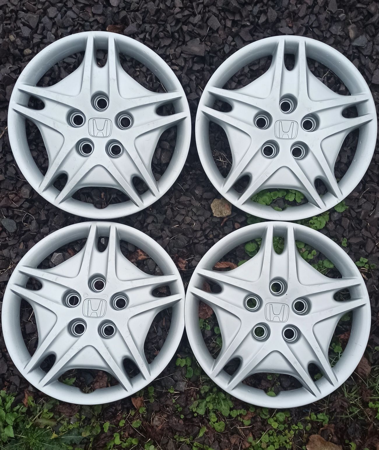 Ковпаки Honda r15 (5x114.3 6,0j)