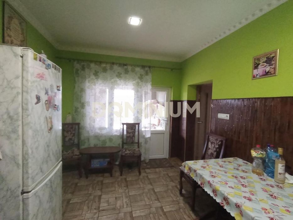 Доглянутий будинок з ремонтом, с. Неветленфолу