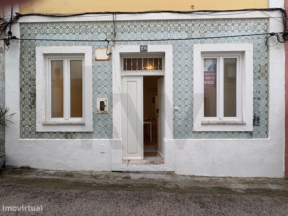 T2 Renovado na Trafaria – Perto das Praias e de Lisboa