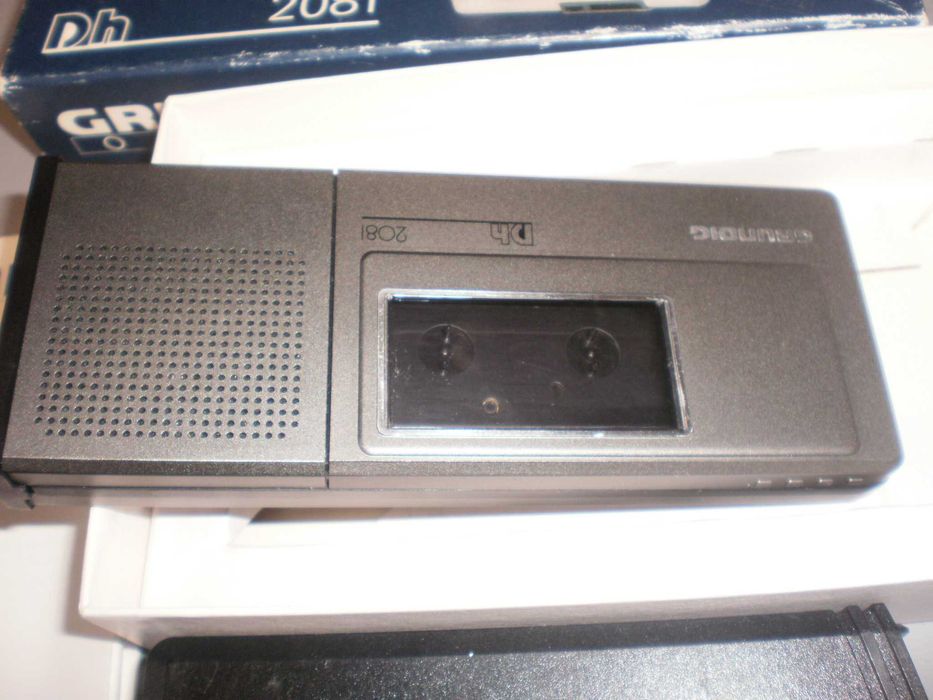 Dyktafon GRUNDIG Dh 2081 Jak nowy, wszystko w zestawie, ZOBACZ !!!