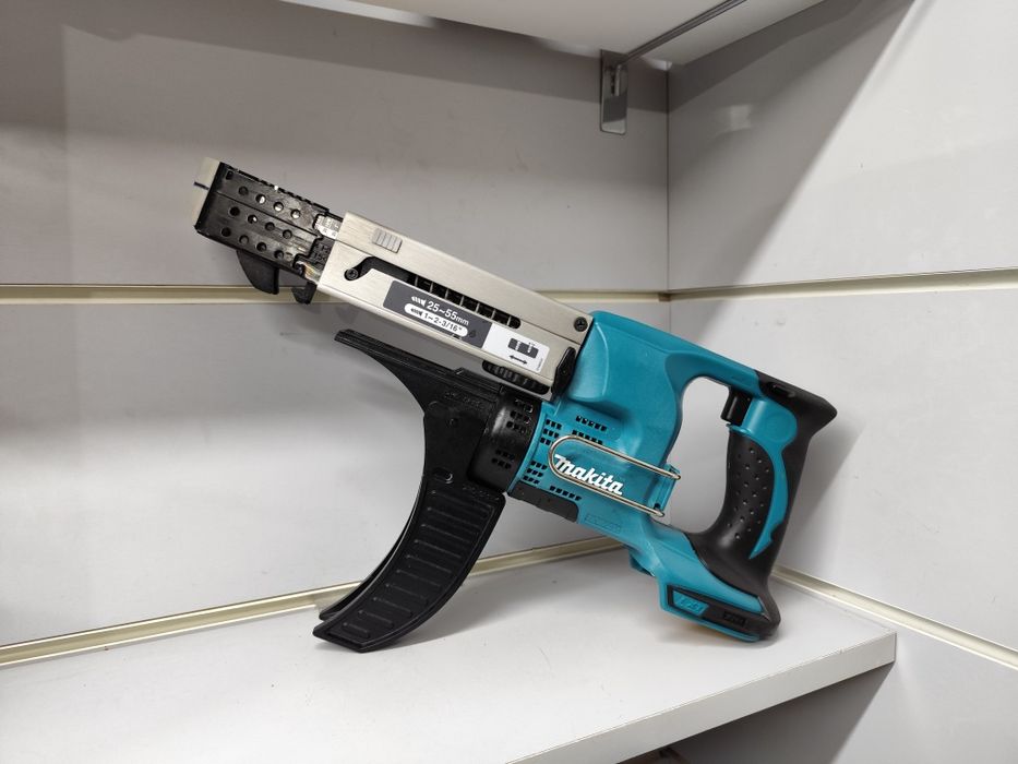 Makita DFR 550 акумуляторний шуруповерт стрічковий Макіта