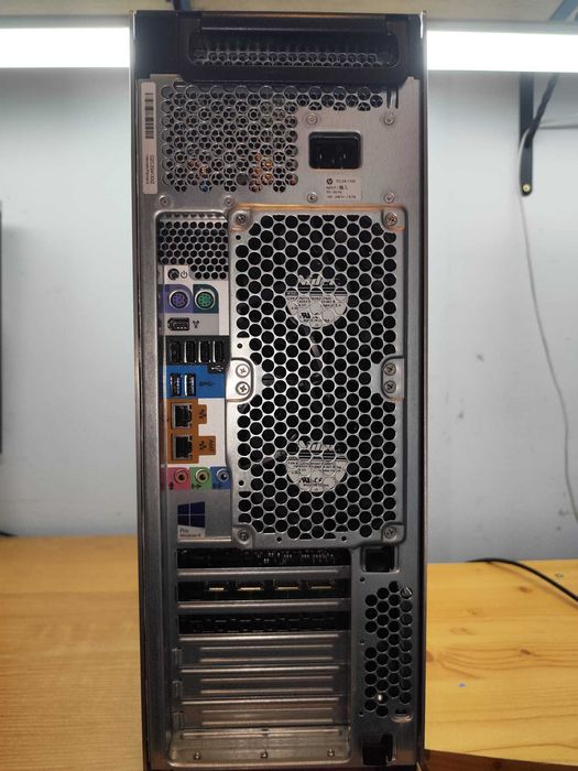 Komputer gamingowy.HP Z620.8rdzeni,128GB RAM+RX580 8GB+monitor+akces