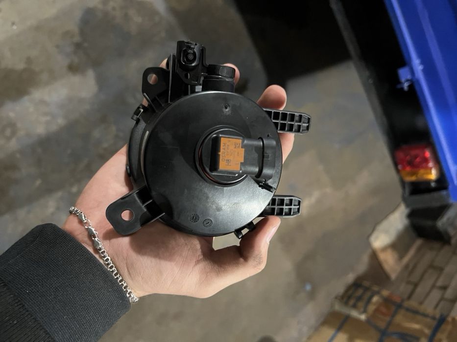 Противотуманні фари BMW f30