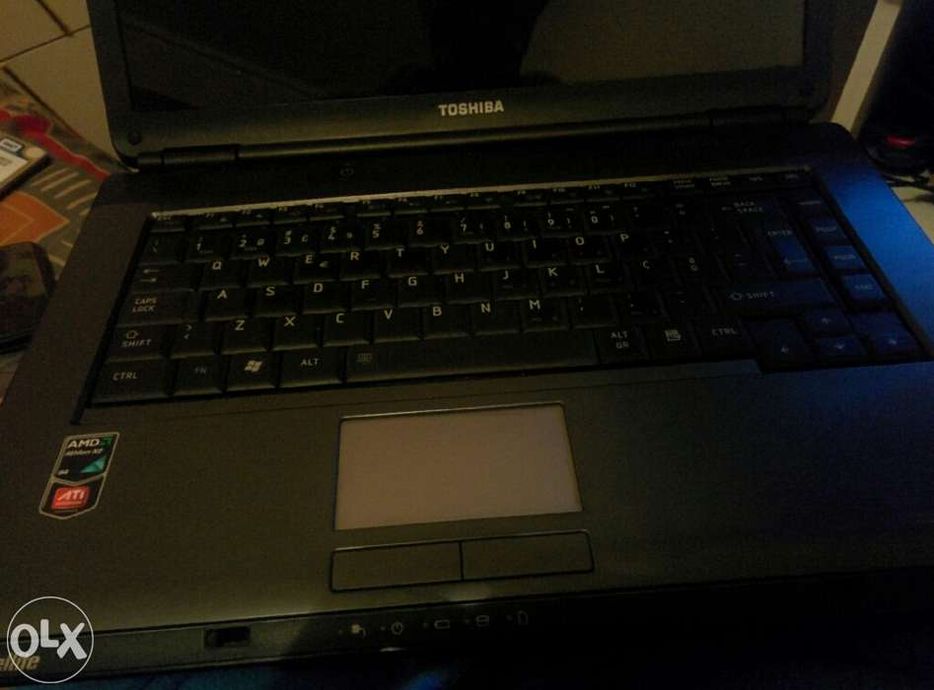 Toshiba Satellite L300D peças