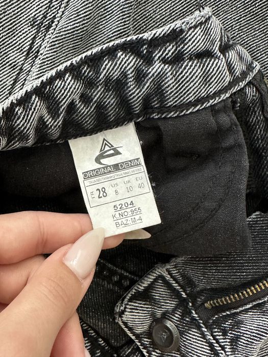 Джинси жіночі