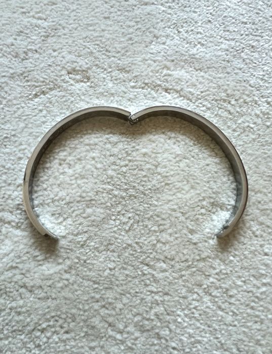 Pulseira prateada modelo da Cartier tamanho 17