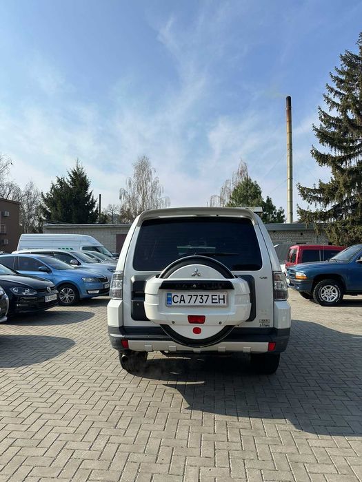 Mitsubishi PAJERO WAGON 4   2007р