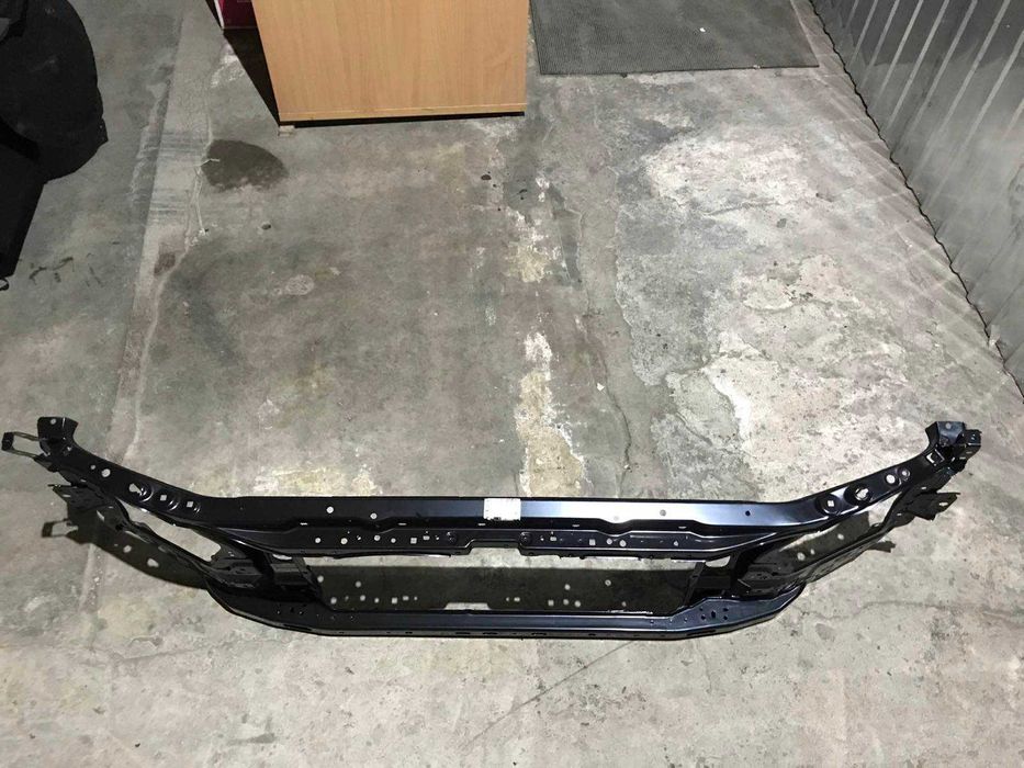 Передня панель (телевізор) Toyota Land Cruiser Prado 150 2017-