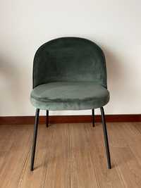 Cadeira veludo verde