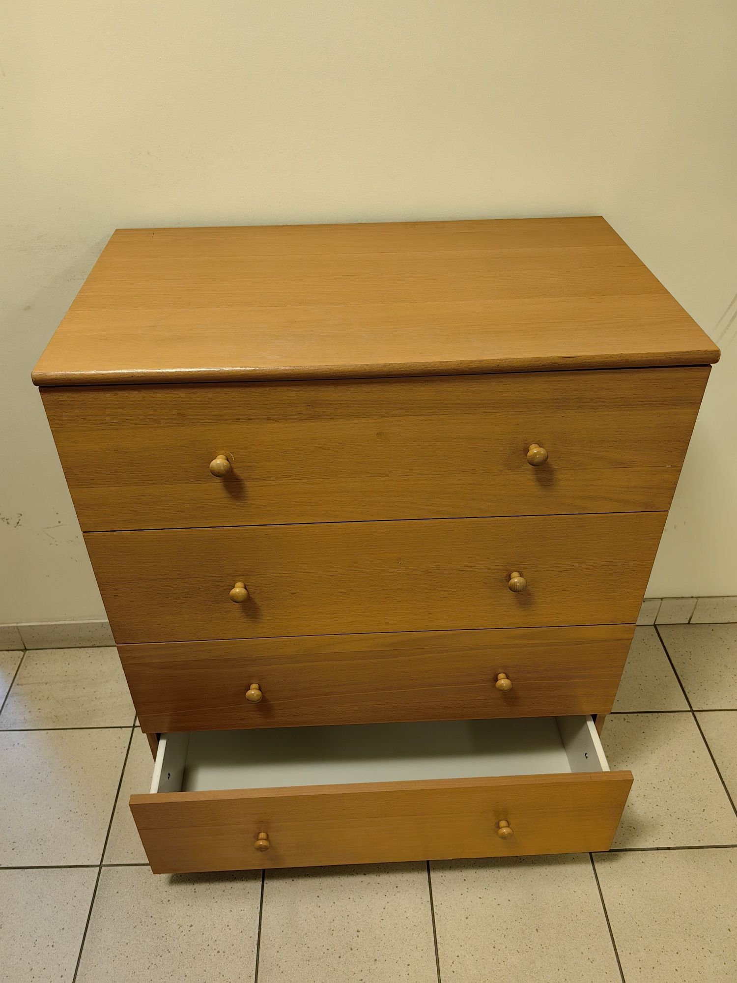 Komoda IKEA Malm 4 szuflady 80x100 cm