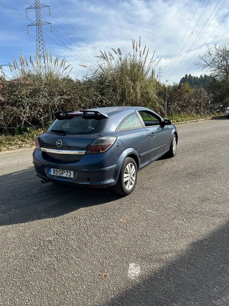 Opel astra H gtc