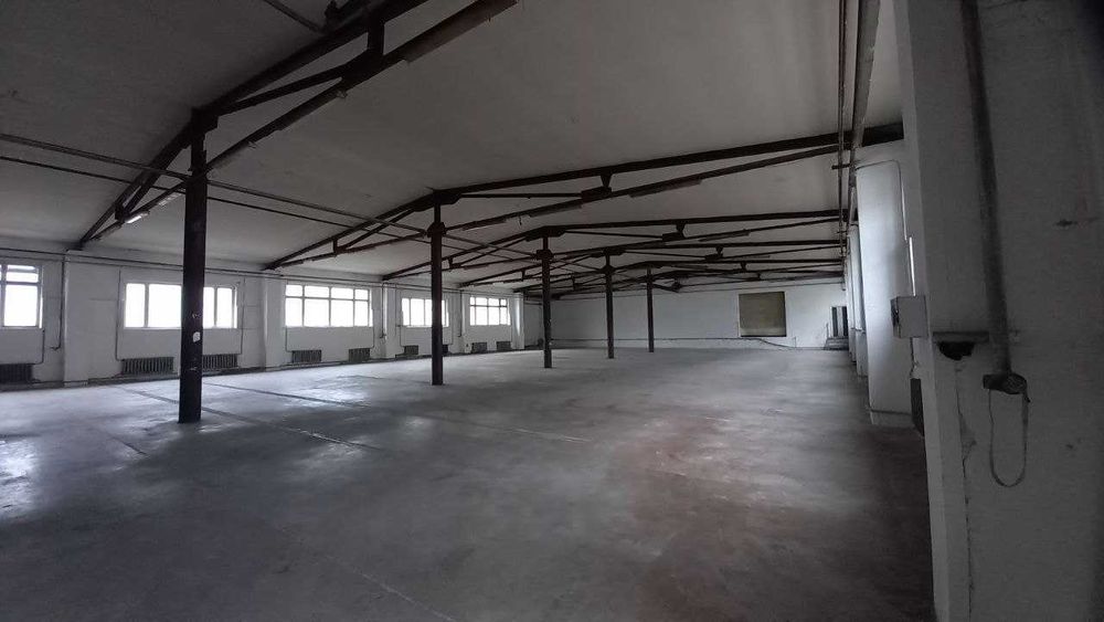 Теплий склад 1100 квм. чекає на ваш бізнес!