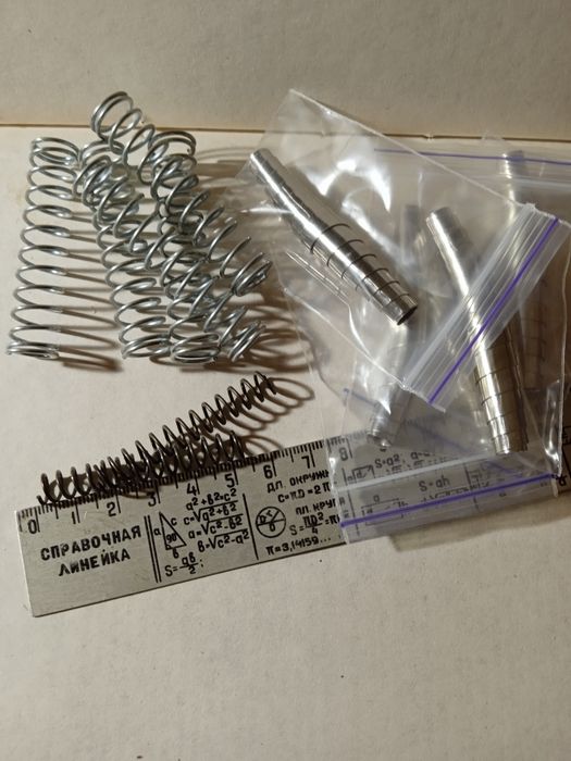 Секаторрные пружины.Ленточные и обычные.
