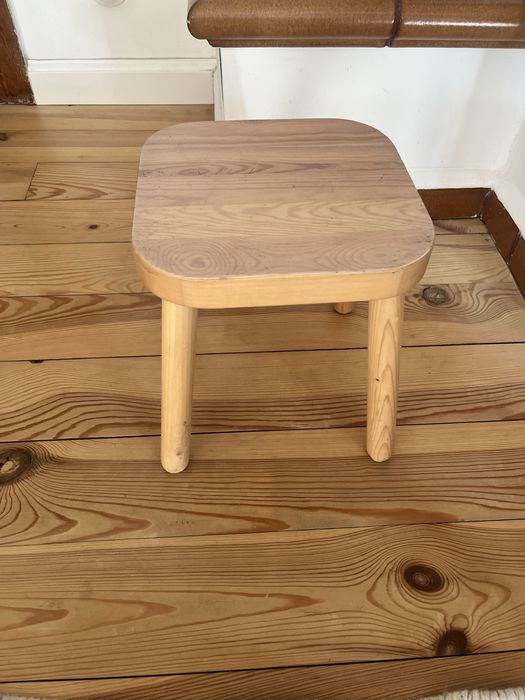 Stolik Flisat z Ikea oraz 2 krzeselka