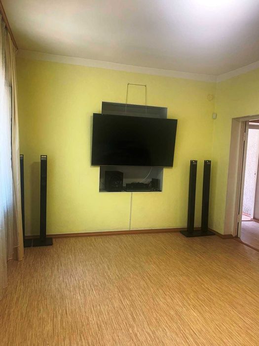 Продам два дома на одном участке в Одессе