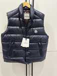 Жилетка чоловіча Moncler