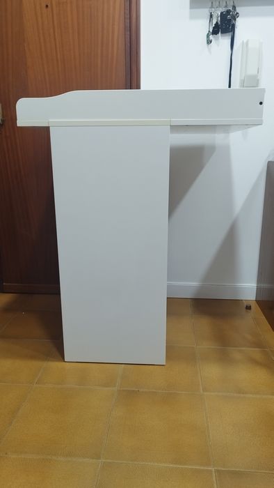Trocador/estante e Muda-Frauldas
